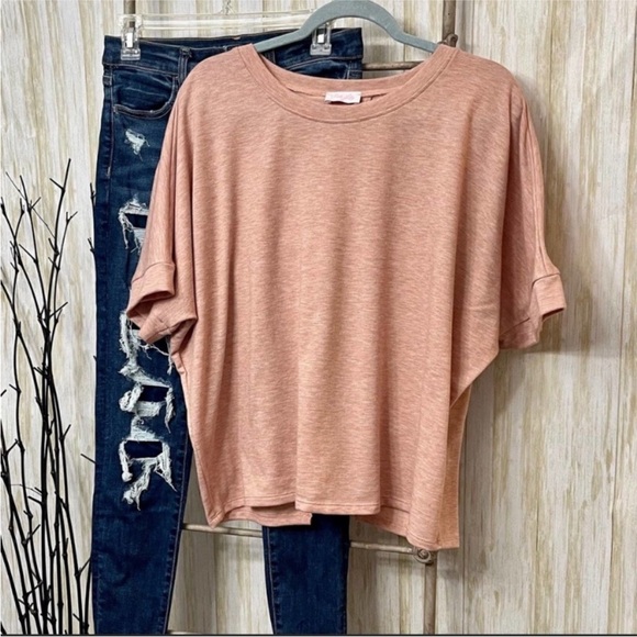 Pink Lily Top - Picture 1 of 3